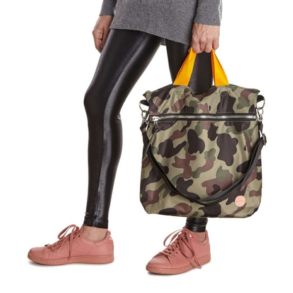 Shortylove "Wonder" Camo Print Large Crossbody/Shoulder/Top Handle Versatile Bag - Picture 2 of 14